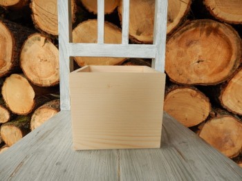 Dřevěný zásobník čtverec 16 x 16 cm 