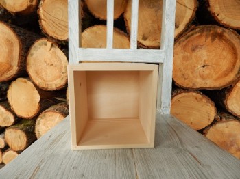 Dřevěný zásobník čtverec 16 x 16 cm 