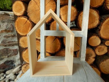 Dřevěná polička domek střední bez zadní stěny