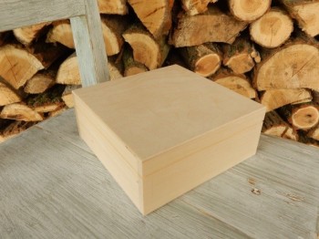 Dřevěné krabičky 4 v 1 
