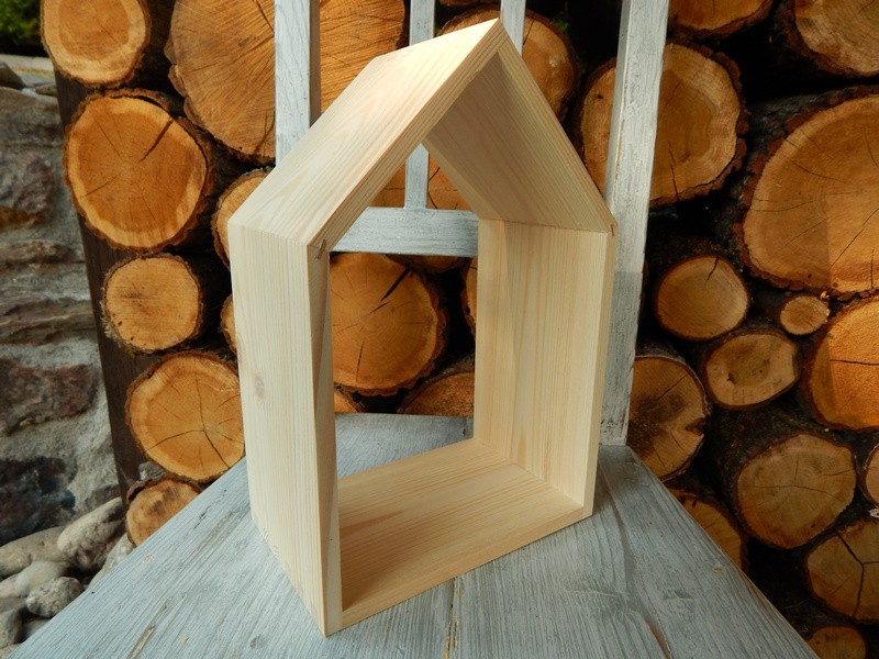 Dřevěná polička domek střední bez zadní stěny