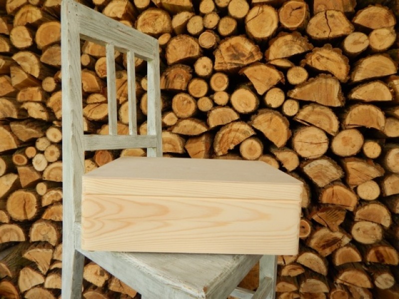 Dřevěná bednička střední bez otvorů
