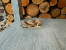 Dřevěné sáňky maličké výřezy