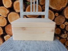Dřevěná bednička malá zaoblená bez otvorů