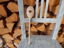 Dřevěná vařečka srdce větší