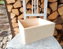 Bednička dřevěná 30 x 30 cm 