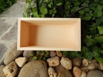 Dřevěná krabička zásobník