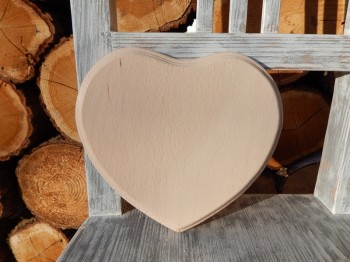 Dřevěná podložka srdce masiv