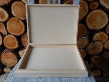 Dřevěná krabička na A4 doklady 