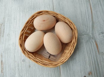 Dřevěné vejce masiv malé