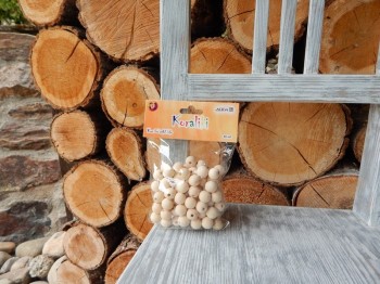 Dřevěné korálky 80 kusů 14 mm