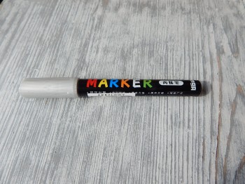 Akrylové pero - popisovač 2 mm stříbrný