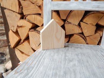 Domek dřevěný 12 x 10 cm  buk 