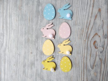 Dekorace dřevěná králíček a vejce barevné