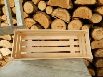 Dřevěná přepravka dlouhá