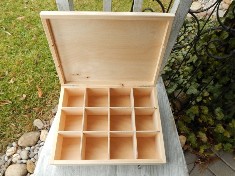 Dřevěná krabička na čaj 12 komor